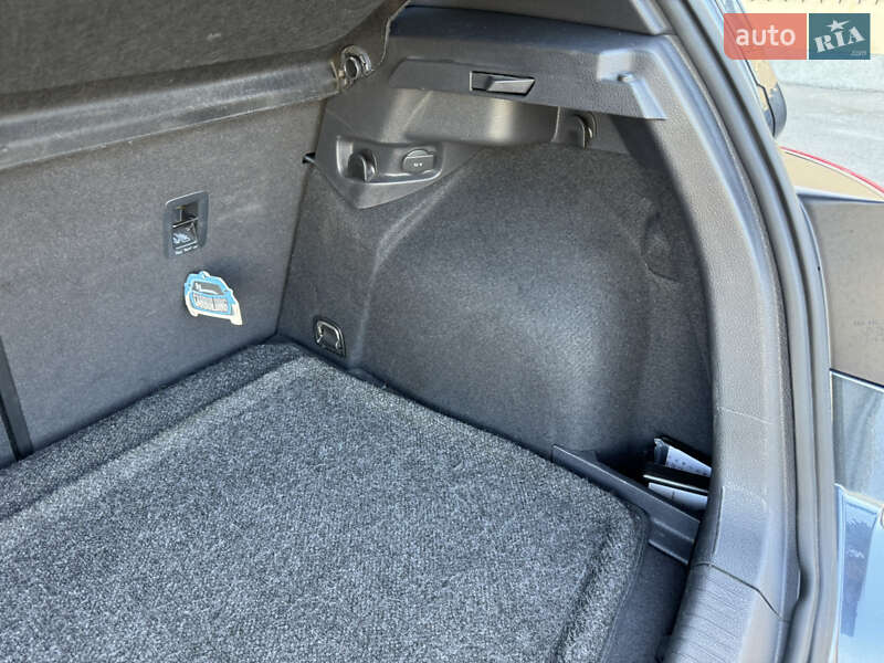 Хэтчбек Volkswagen Golf GTI 2019 в Днепре