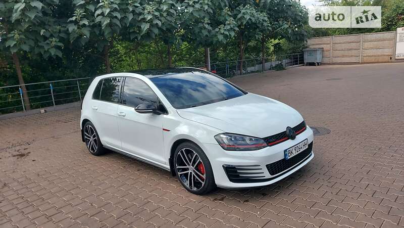 Хэтчбек Volkswagen Golf GTI 2017 в Кривом Роге