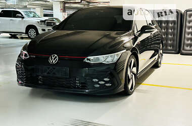 Хэтчбек Volkswagen Golf GTI 2022 в Киеве