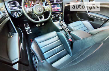 Хэтчбек Volkswagen Golf GTI 2020 в 