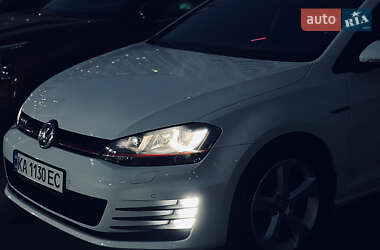 Хэтчбек Volkswagen Golf GTI 2014 в 