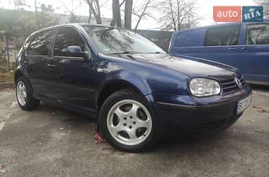 Хетчбек Volkswagen Golf GTI 2002 в Львові