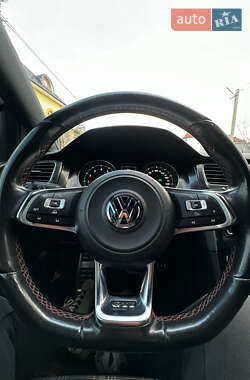 Хэтчбек Volkswagen Golf GTI 2013 в Черновцах