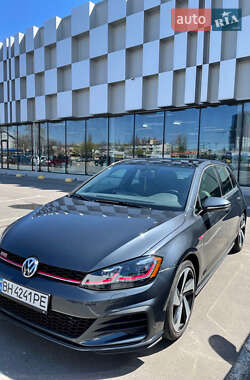 Volkswagen Golf GTI 2019