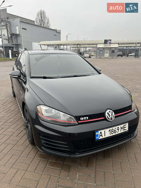 Хетчбек Volkswagen Golf GTI 2014 в Києві