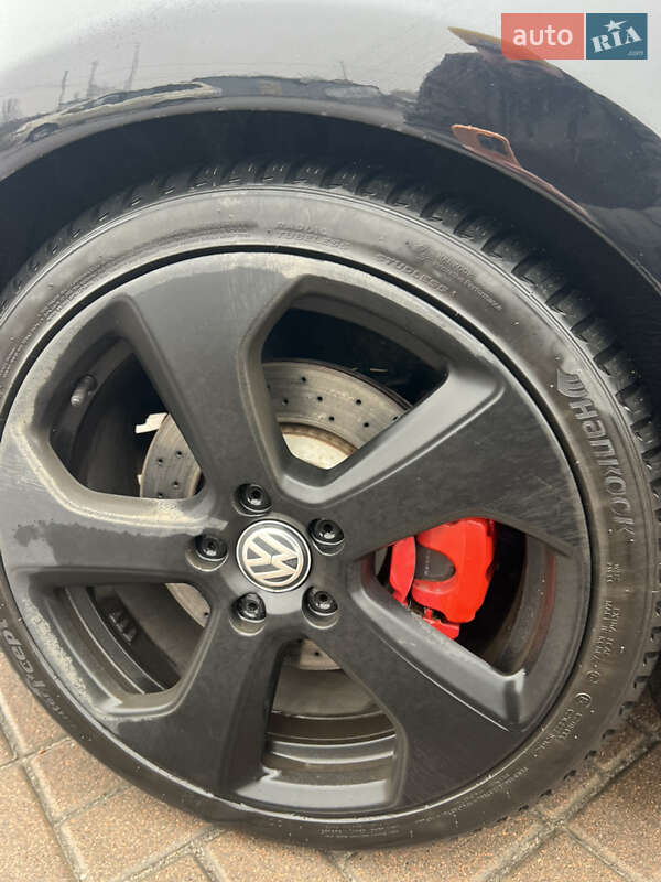 Хетчбек Volkswagen Golf GTI 2014 в Києві