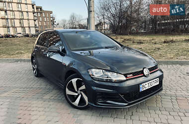 Volkswagen Golf GTI 2019