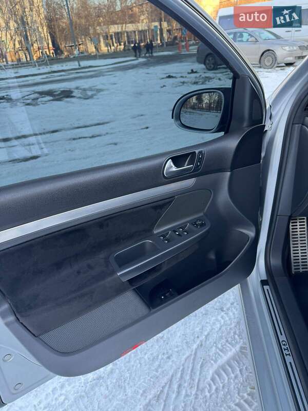 Хетчбек Volkswagen Golf GTI 2006 в Запоріжжі