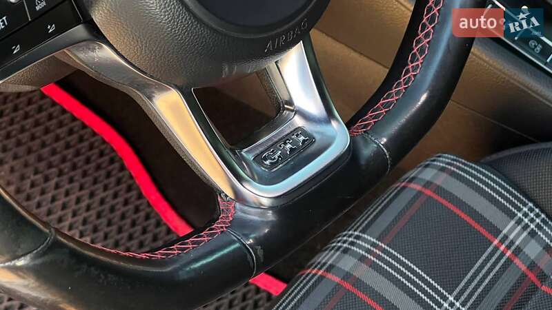 Хетчбек Volkswagen Golf GTI 2013 в Білій Церкві фото 18 Хетчбек Volkswagen Golf GTI 2013 в Білій Церкві