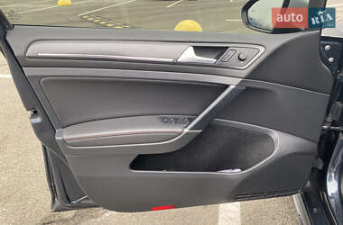 Хэтчбек Volkswagen Golf GTI 2020 в 