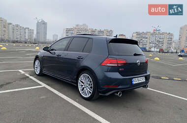 Хэтчбек Volkswagen Golf GTI 2020 в 