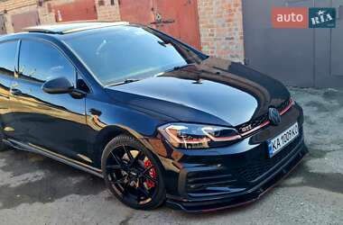 Хетчбек Volkswagen Golf GTI 2015 в Полтаві