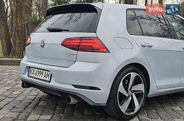 Хэтчбек Volkswagen Golf GTI 2018 в 