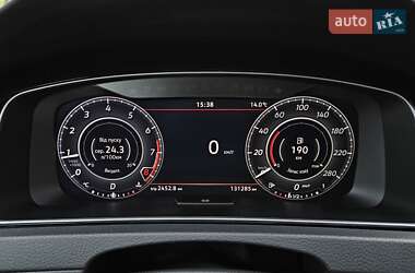 Хэтчбек Volkswagen Golf GTI 2018 в 