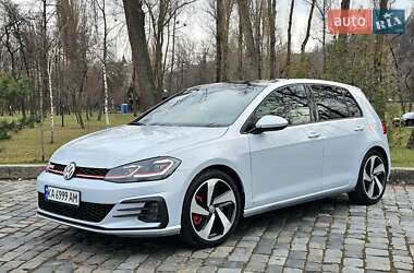 Хэтчбек Volkswagen Golf GTI 2018 в 
