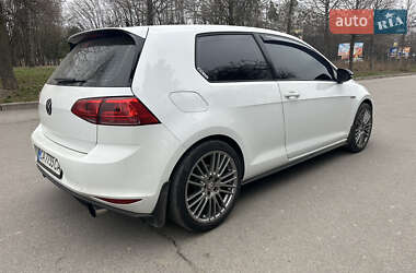 Хэтчбек Volkswagen Golf GTI 2015 в 