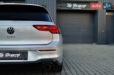 Хетчбек Volkswagen Golf GTI 2021 в 