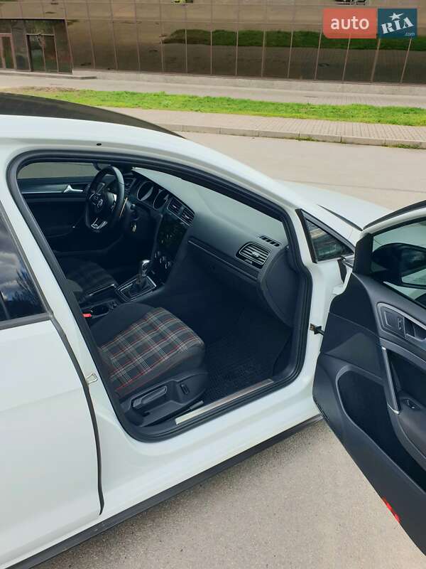 Хетчбек Volkswagen Golf GTI 2019 в Запоріжжі