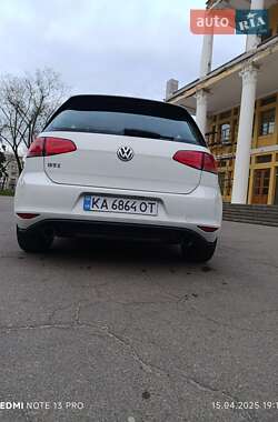 Хетчбек Volkswagen Golf GTI 2017 в 