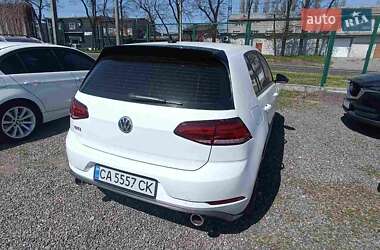 Хетчбек Volkswagen Golf GTI 2020 в 