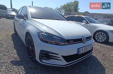 Хетчбек Volkswagen Golf GTI 2020 в 