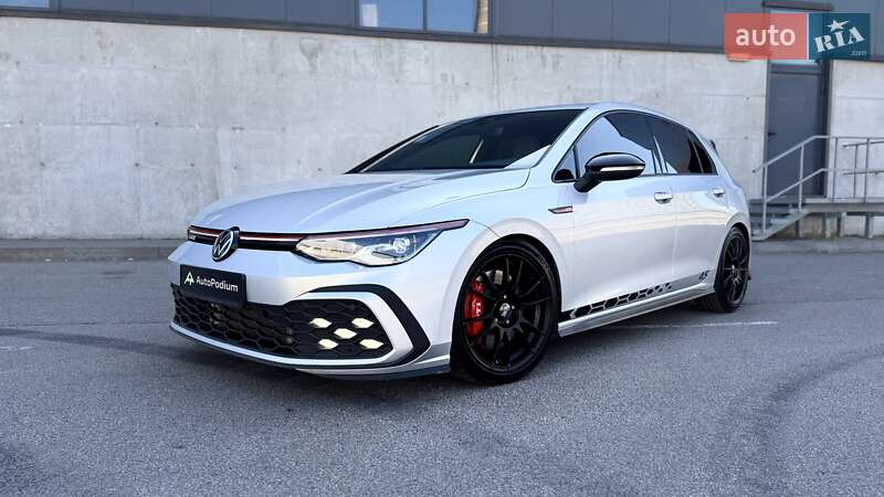 Хетчбек Volkswagen Golf GTI 2021 в Києві