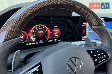 Хетчбек Volkswagen Golf GTI 2021 в 