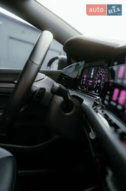 Хетчбек Volkswagen Golf GTI 2021 в 