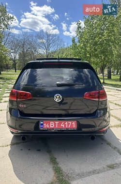 Хэтчбек Volkswagen Golf GTI 2017 в 