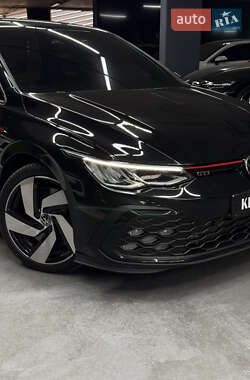 Хэтчбек Volkswagen Golf GTI 2022 в 