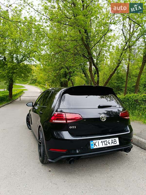 Хэтчбек Volkswagen Golf GTI 2018 в Ровно