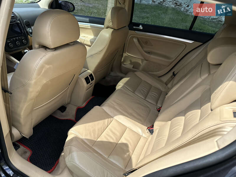 Хэтчбек Volkswagen Golf GTI 2006 в Виннице
