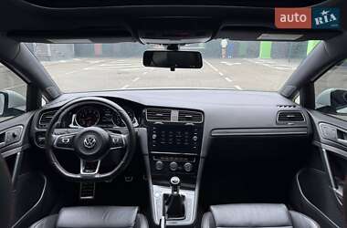 Хетчбек Volkswagen Golf GTI 2020 в 