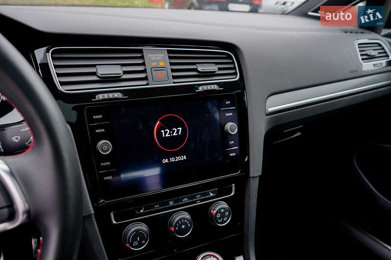 Хэтчбек Volkswagen Golf GTI 2019 в Житомире