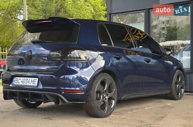 Хэтчбек Volkswagen Golf GTI 2011 в 
