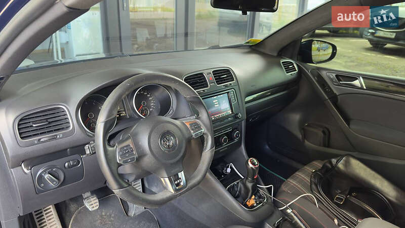 Хетчбек Volkswagen Golf GTI 2011 в Львові