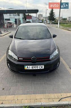 Хетчбек Volkswagen Golf GTI 2013 в 