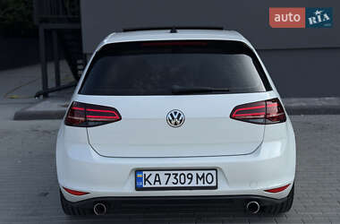 Хэтчбек Volkswagen Golf GTI 2014 в 