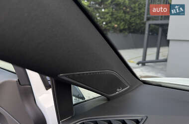 Хэтчбек Volkswagen Golf GTI 2014 в 