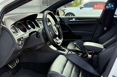 Хэтчбек Volkswagen Golf GTI 2014 в 