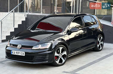 Хэтчбек Volkswagen Golf GTI 2014 в Киеве