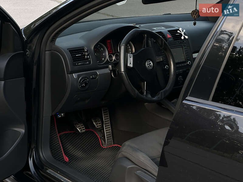 Хэтчбек Volkswagen Golf GTI 2005 в Запорожье фото 14 Хэтчбек Volkswagen Golf GTI 2005 в Запорожье