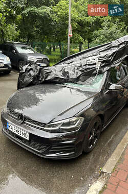 Хетчбек Volkswagen Golf GTI 2016 в Києві