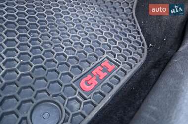 Хэтчбек Volkswagen Golf GTI 2008 в 