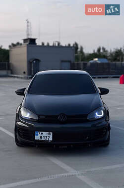 Хэтчбек Volkswagen Golf GTI 2010 в Киеве