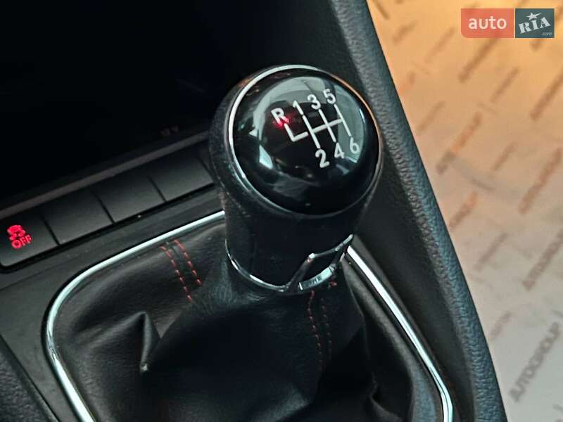 Хетчбек Volkswagen Golf GTI 2010 в Одесі