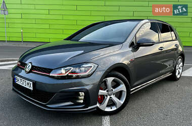 Хэтчбек Volkswagen Golf GTI 2020 в Киеве