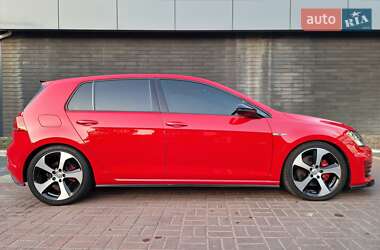 Хетчбек Volkswagen Golf GTI 2015 в Києві