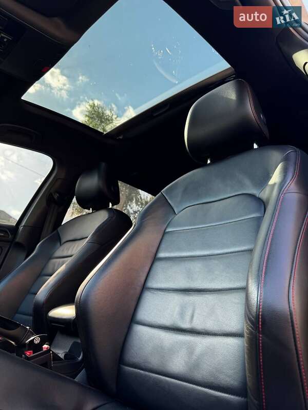 Хэтчбек Volkswagen Golf GTI 2017 в Богуславе