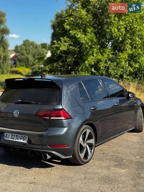 Хэтчбек Volkswagen Golf GTI 2017 в Богуславе